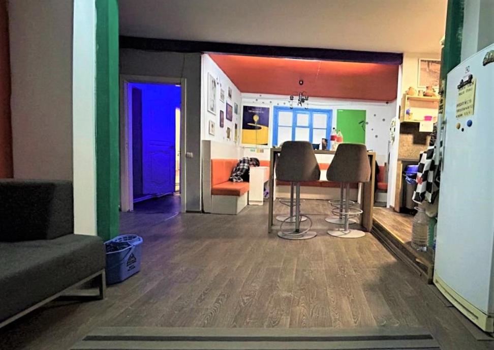 Bern Hostelキシナウ エクステリア 写真