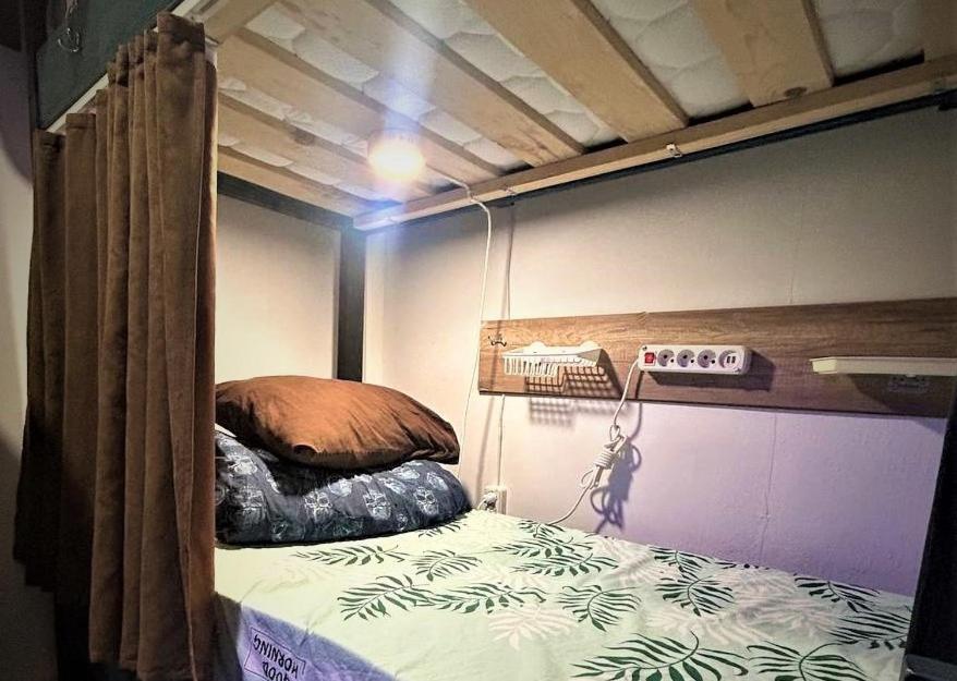 Bern Hostelキシナウ エクステリア 写真