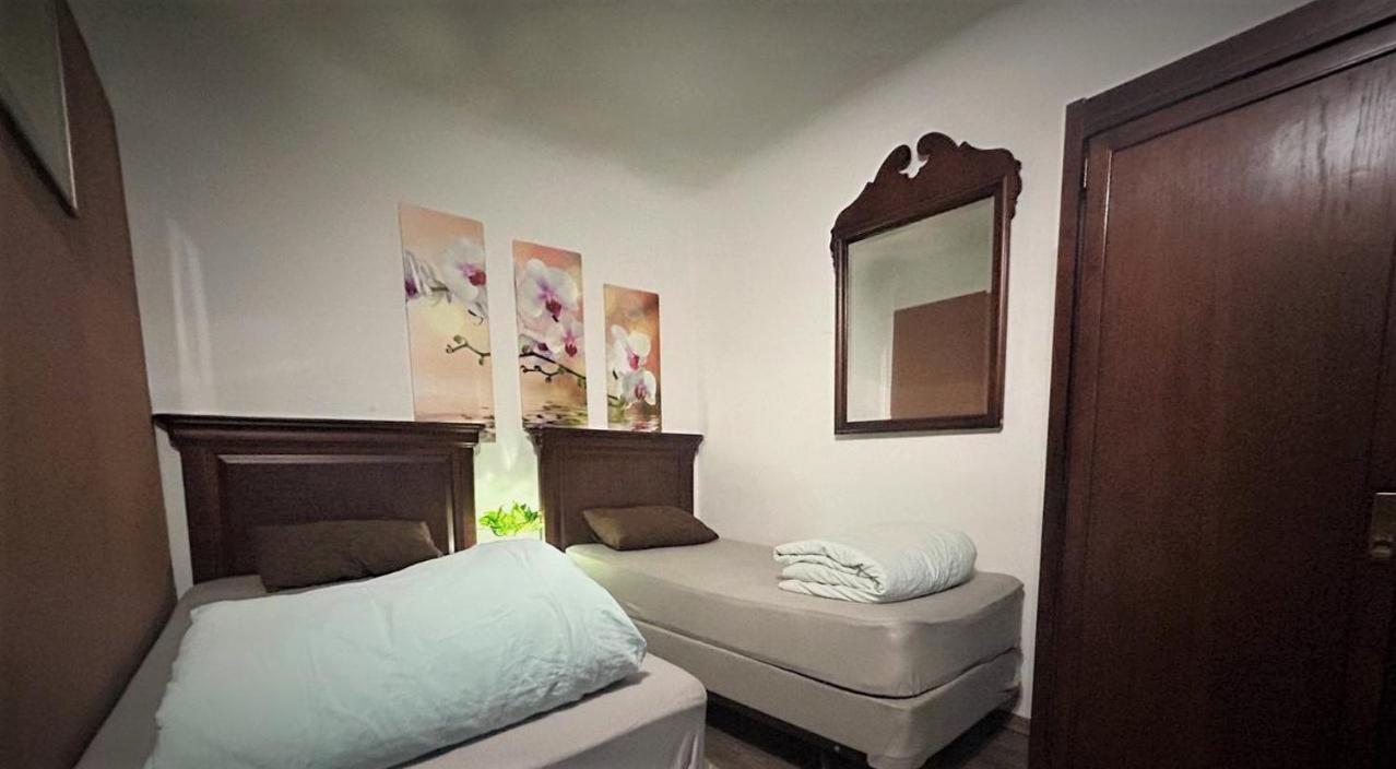 Bern Hostelキシナウ エクステリア 写真