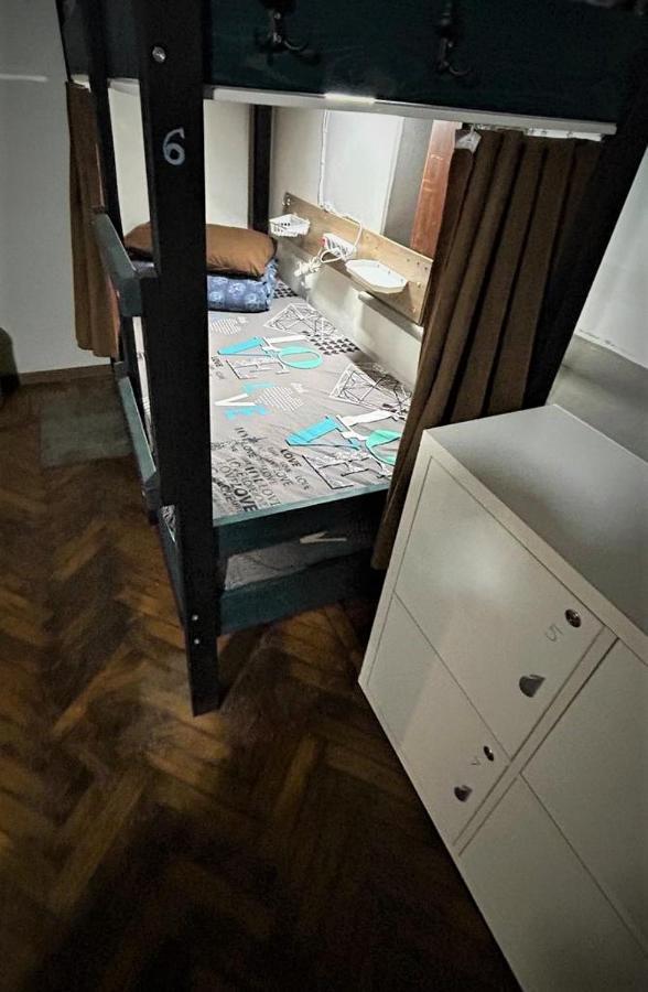Bern Hostelキシナウ エクステリア 写真