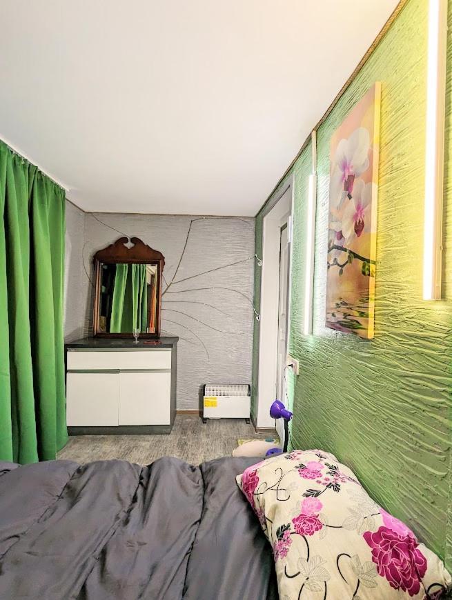 Bern Hostelキシナウ エクステリア 写真